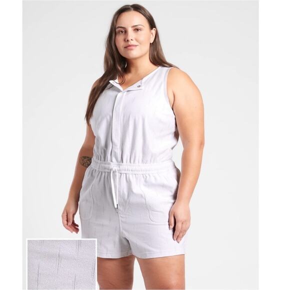 NWT Athleta Farallon Printed Romper‎ White Size 1X - Picture 1 of 11